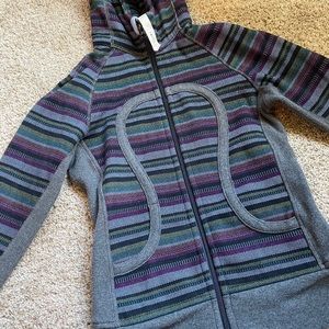 Lululemon Scuba Hoodie - Size 4
